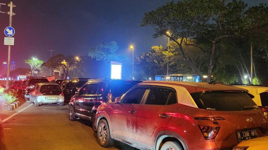 Pengunjung Berjam-jam Terjebak Macet di Bubaran PRJ Malam Ini